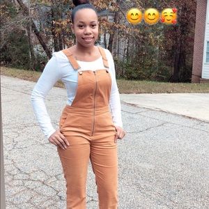 Meet your Posher, Destini